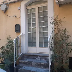 A Me' Casa , Aeroporto di Catania Fontana Rossa Italia